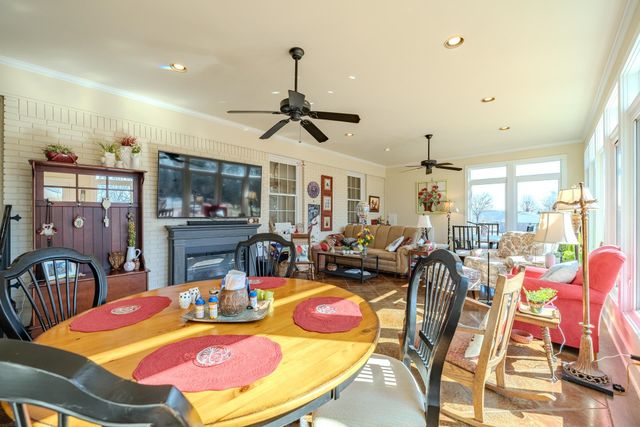 359 COBBLESTONE DR, Savannah, TN 38372