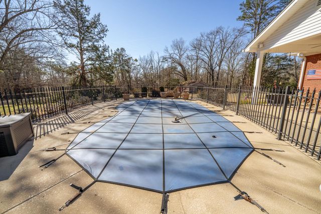 359 COBBLESTONE DR, Savannah, TN 38372