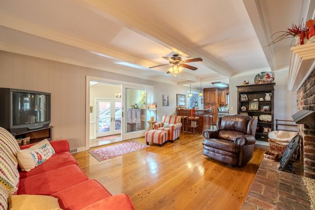 359 COBBLESTONE DR, Savannah, TN 38372