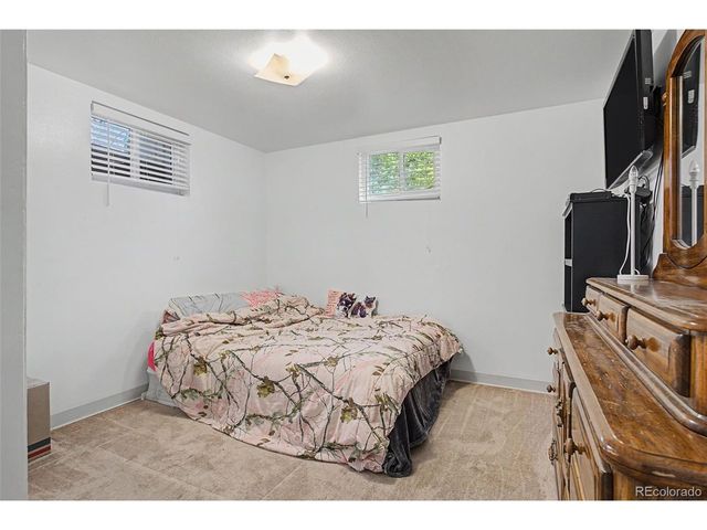 10903 Larson Dr, Northglenn, CO 80233