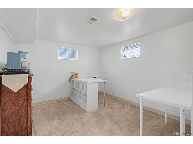 10903 Larson Dr, Northglenn, CO 80233