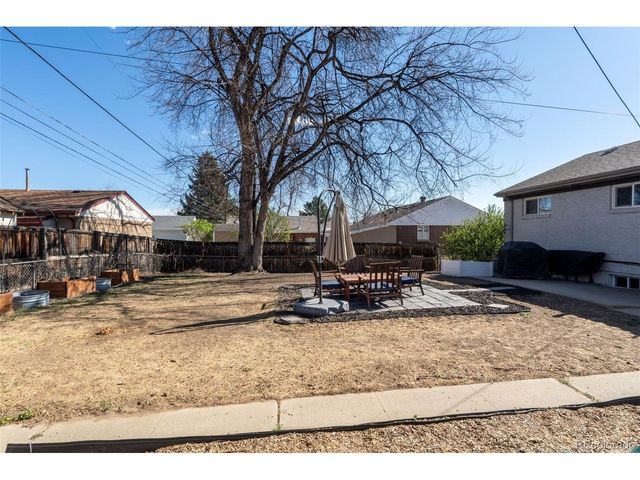 10903 Larson Dr, Northglenn, CO 80233