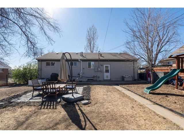 10903 Larson Dr, Northglenn, CO 80233