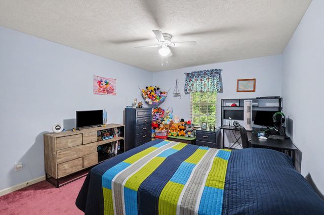 712 Williamsburg Dr, Smyrna, TN 37167
