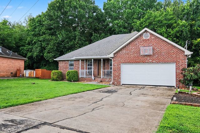 712 Williamsburg Dr, Smyrna, TN 37167