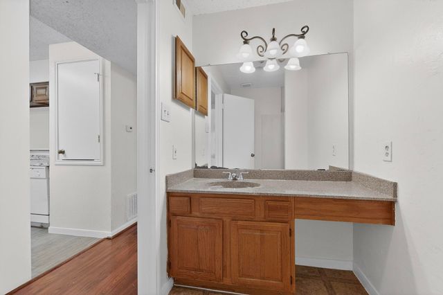 8545 Midpark Drive 16, Dallas, TX 75240