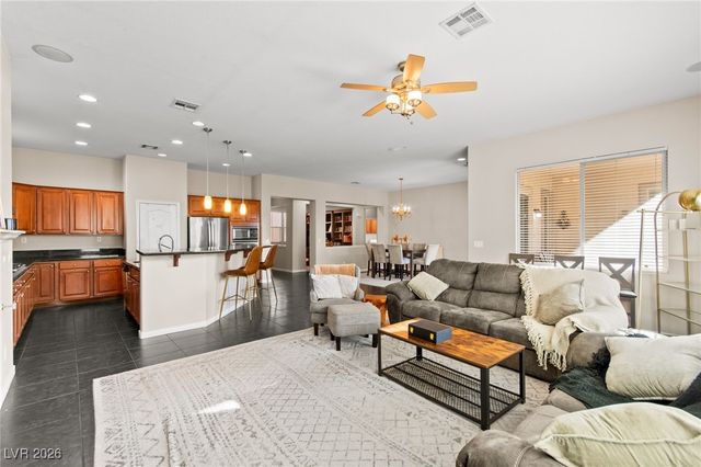 7017 Arcadia Creek Street, North Las Vegas, NV 89084