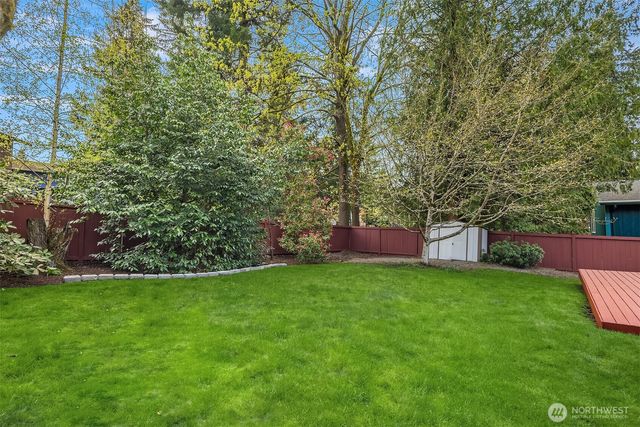 16611 NE 108th Place, Redmond, WA 98052