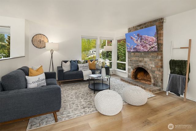 16611 NE 108th Place, Redmond, WA 98052