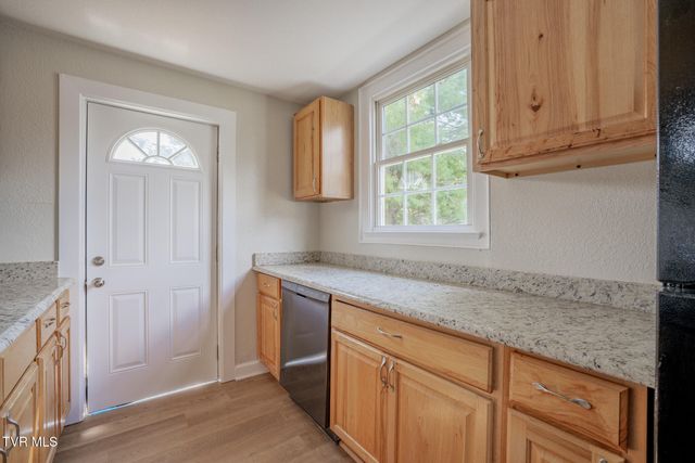 1433 Garden Drive, Kingsport, TN 37664