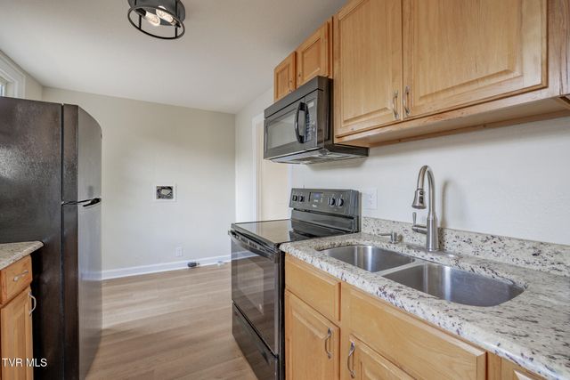1433 Garden Drive, Kingsport, TN 37664