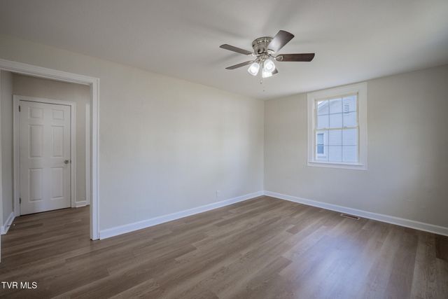 1433 Garden Drive, Kingsport, TN 37664
