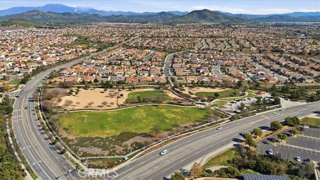 30334 Prairie Dog Way, Murrieta, CA 92563