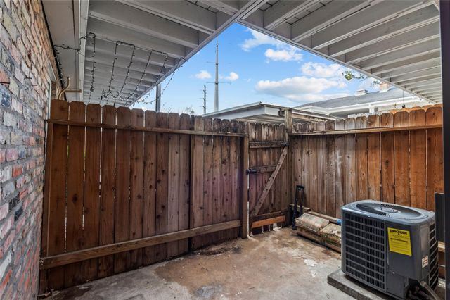 4040 San Felipe Street 161, Houston, TX 77027