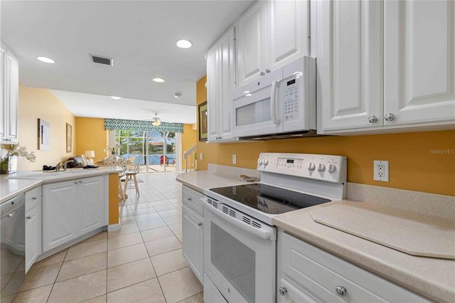 1430 BURGOS DRIVE, Sarasota, FL 34238