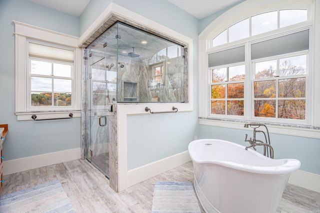 210 Indian Hill Rd, Groton, MA 01450