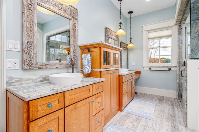 210 Indian Hill Rd, Groton, MA 01450