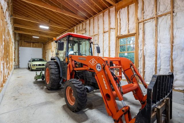 210 Indian Hill Rd, Groton, MA 01450