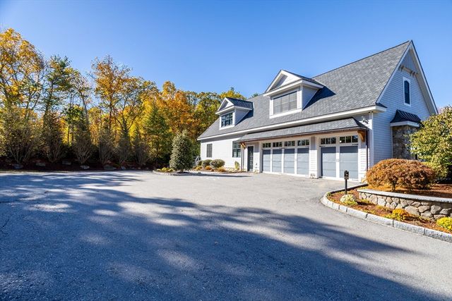 210 Indian Hill Rd, Groton, MA 01450