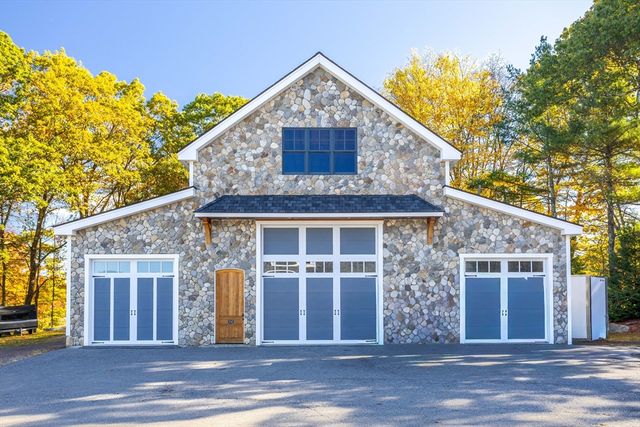 210 Indian Hill Rd, Groton, MA 01450