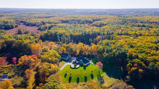 210 Indian Hill Rd, Groton, MA 01450