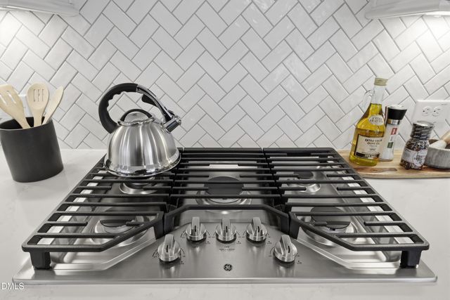 105 Meadow Violet Way, Holly Springs, NC 27540