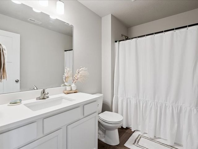 2607 SE Osier Avenue, West Des Moines, IA 50265