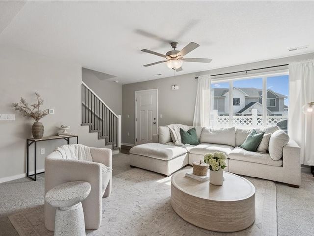 2607 SE Osier Avenue, West Des Moines, IA 50265