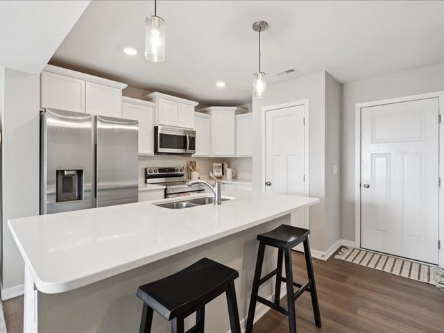 2607 SE Osier Avenue, West Des Moines, IA 50265