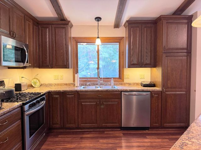 18943 Fillmore Street NE, East Bethel, MN 55011