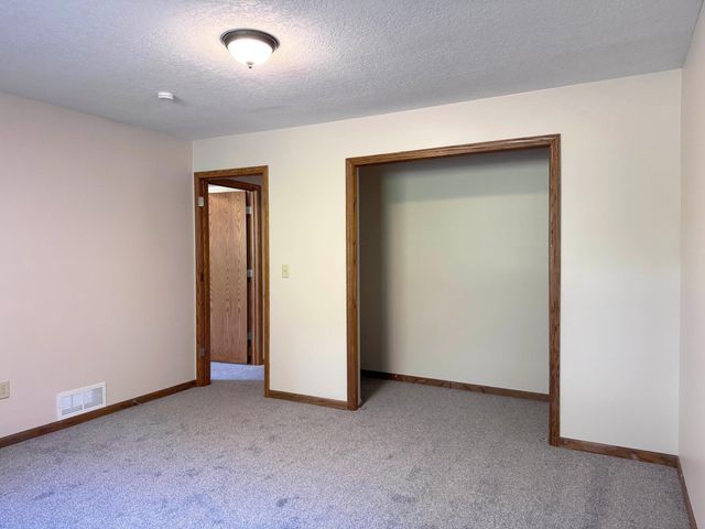 18943 Fillmore Street NE, East Bethel, MN 55011
