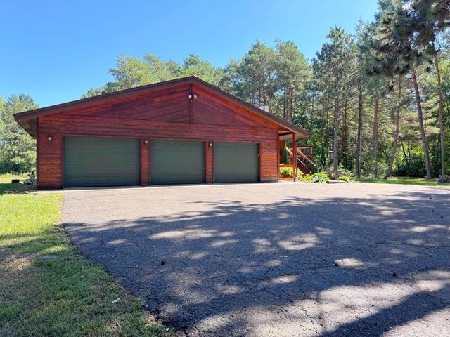 18943 Fillmore Street NE, East Bethel, MN 55011