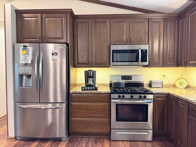 18943 Fillmore Street NE, East Bethel, MN 55011
