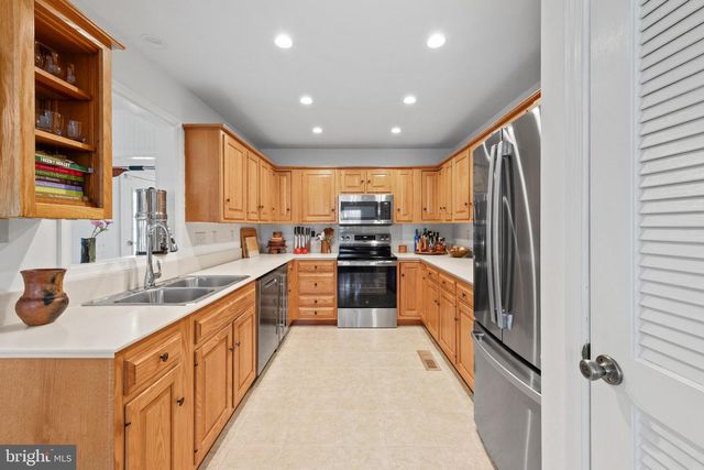 602 CRESTVIEW LN, Salisbury, MD 21801