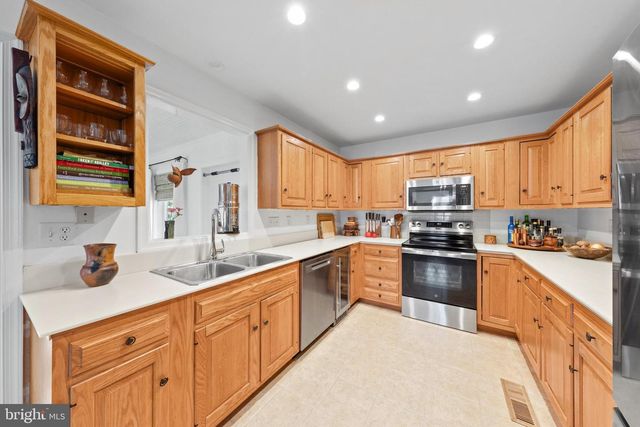 602 CRESTVIEW LN, Salisbury, MD 21801
