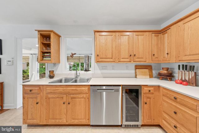 602 CRESTVIEW LN, Salisbury, MD 21801