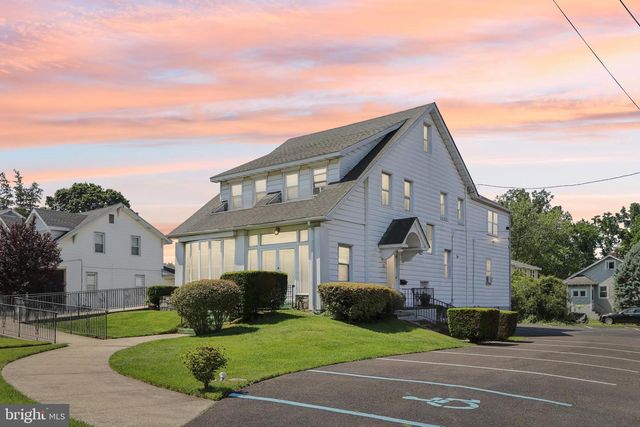 700 S WHITE HORSE PIKE, Audubon, NJ 08106