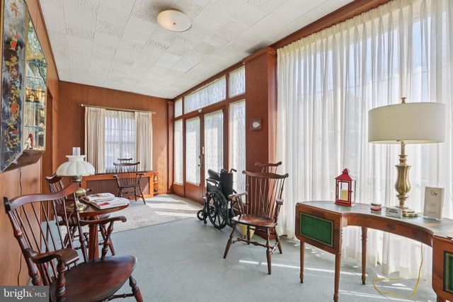 700 S WHITE HORSE PIKE, Audubon, NJ 08106