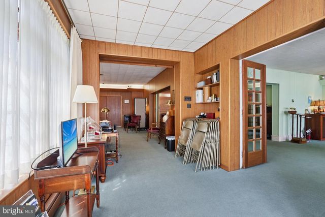 700 S WHITE HORSE PIKE, Audubon, NJ 08106