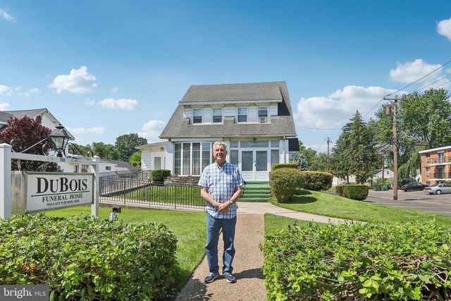 700 S WHITE HORSE PIKE, Audubon, NJ 08106