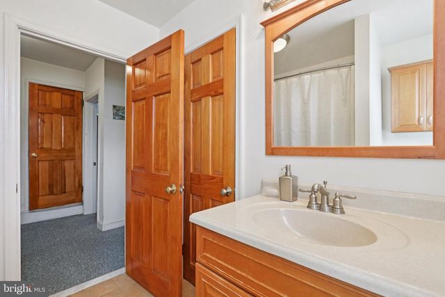 700 S WHITE HORSE PIKE, Audubon, NJ 08106