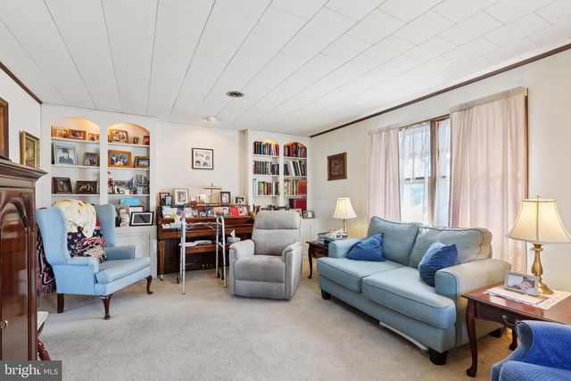 700 S WHITE HORSE PIKE, Audubon, NJ 08106