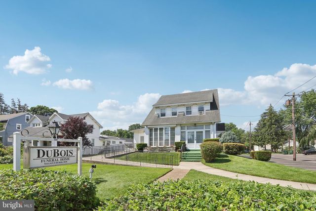 700 S WHITE HORSE PIKE, Audubon, NJ 08106