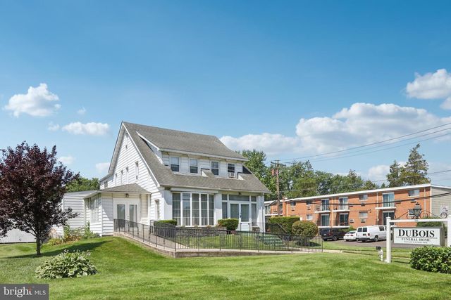 700 S WHITE HORSE PIKE, Audubon, NJ 08106