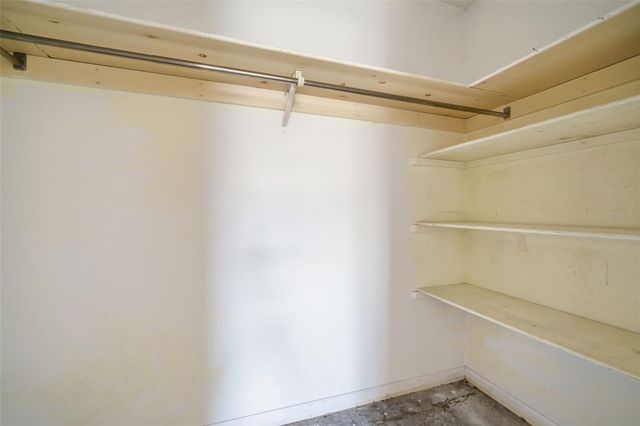 2207 PARKWOOD DRIVE, Valrico, FL 33594