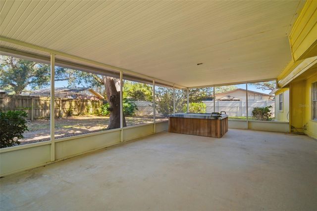 2207 PARKWOOD DRIVE, Valrico, FL 33594