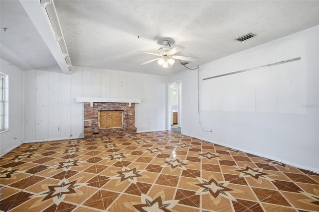 2207 PARKWOOD DRIVE, Valrico, FL 33594