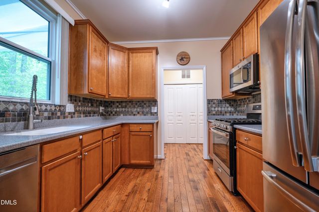 2106 Pear Tree Lane, Durham, NC 27703