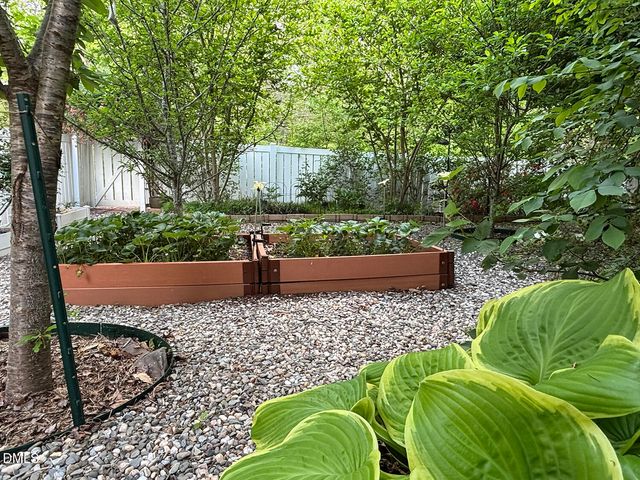 2106 Pear Tree Lane, Durham, NC 27703