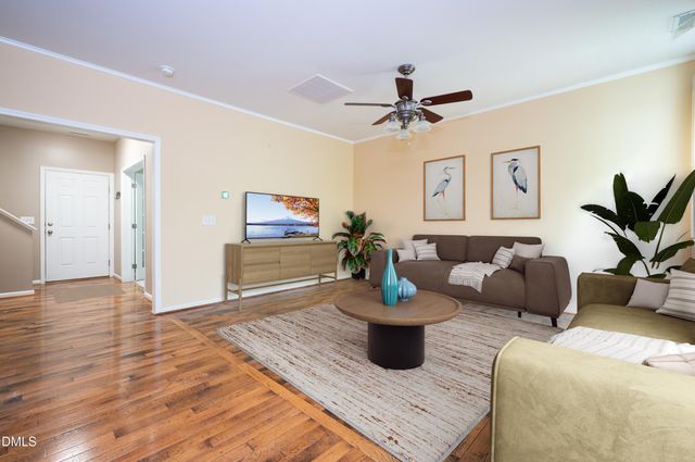 2106 Pear Tree Lane, Durham, NC 27703